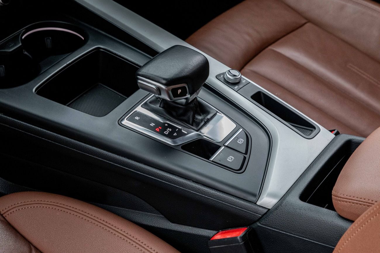 Audi A4 A4 S-line | 1,567 P.M | 0% Downpayment | Fantastic Condition!