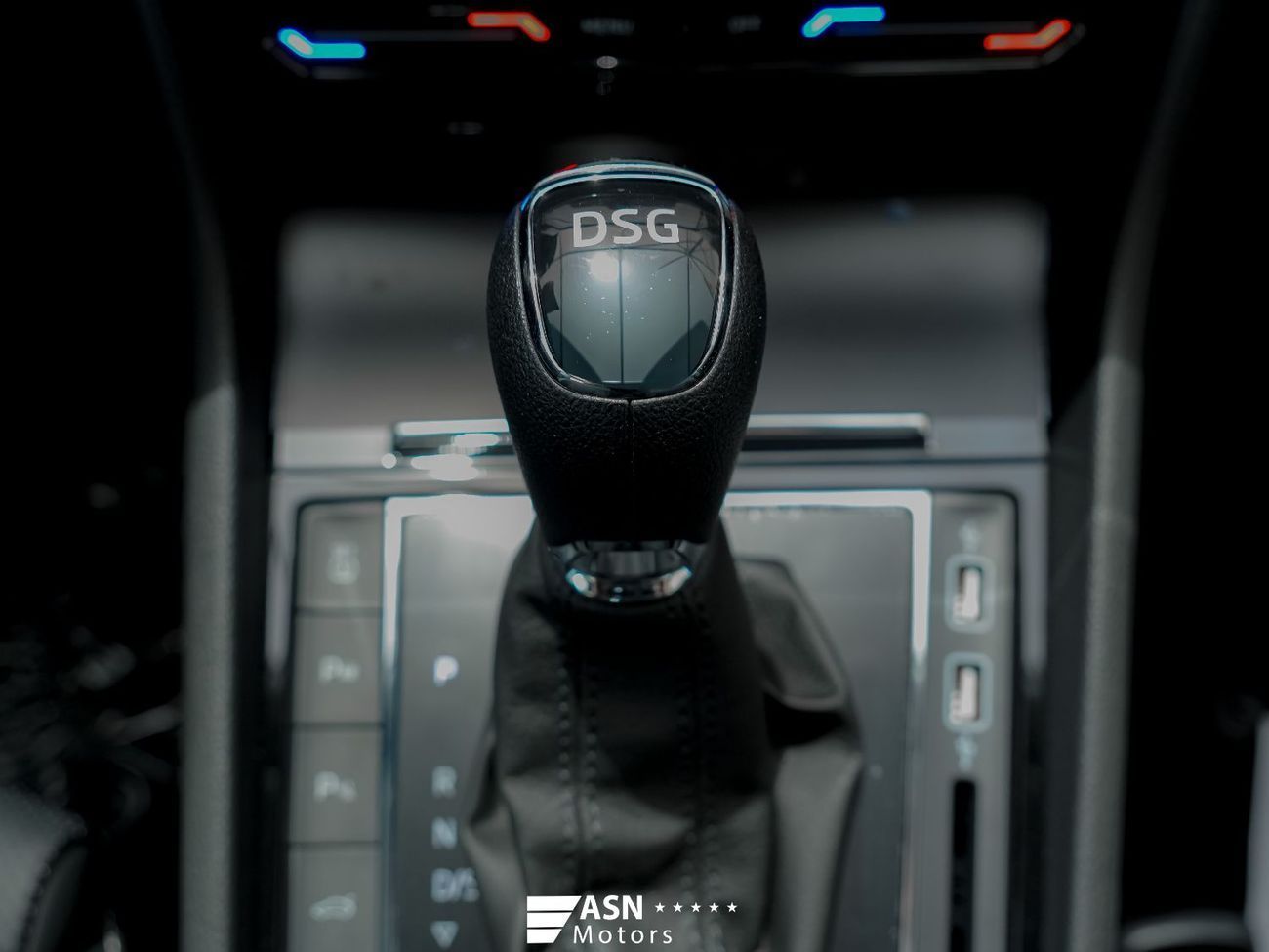 Skoda Superb TSI 280 Exclusive Edition 1.4 Turbo (Export Price)