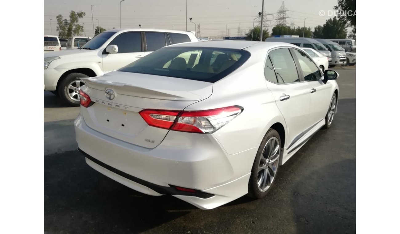 Toyota Camry CAMRY 2.5 L GLE. TRD EDITION