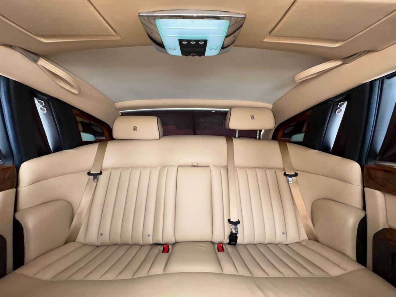 Rolls Royce Phantom STD ROLLS-ROYCE PHANTOM | 6.75L V12 | 2011 | FULL AGMC SERVICE HISTORY | GCC SPECS