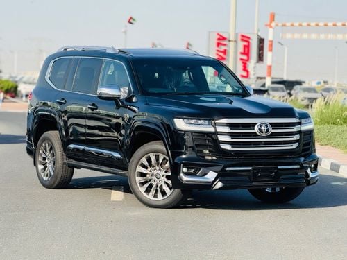 Toyota Land Cruiser LC300 sahara top of the range Black with Black interior