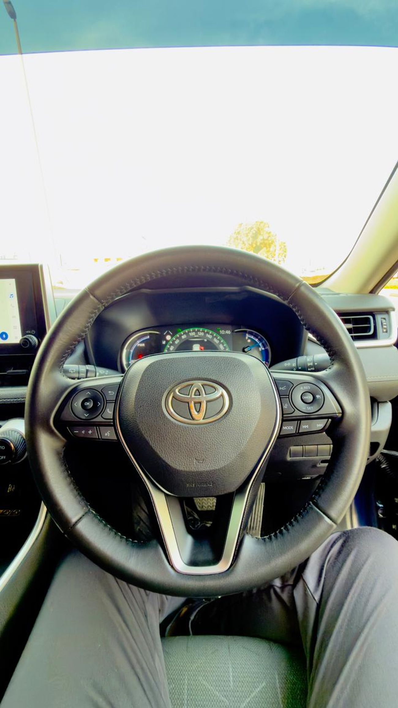 Toyota RAV4 HYBRID | BSM | BACK CAMERA | AUTOMATIC TRANSMISSION | 2.5L | DUAL EXHAUST PIPE | 2024