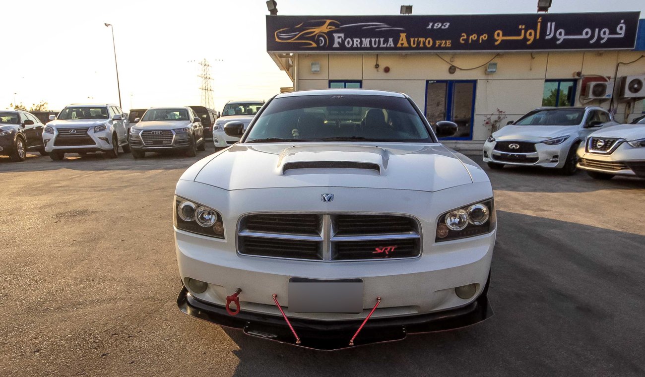 Dodge Charger R/T HEMI 5.7 With SRT8 Body kit