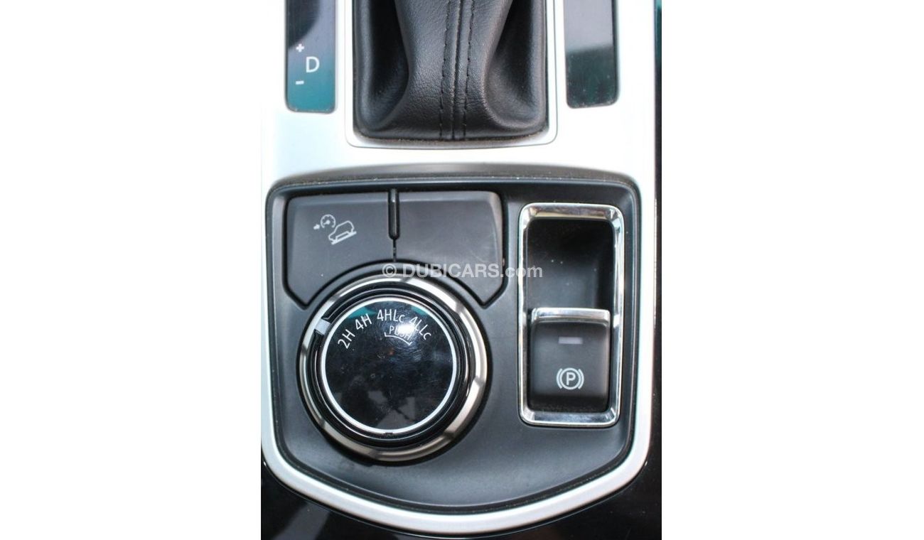 Mitsubishi Montero Mitsubishi Montero sport 2019 gray GCC excellent condition without accident