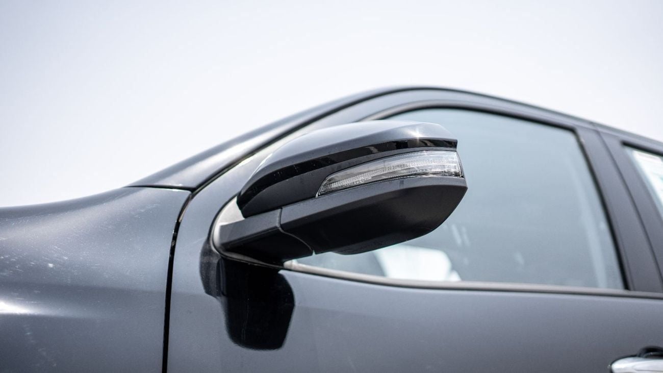 Toyota Fortuner 2025 Toyota Fortuner 2.7L AT Petrol (Black)