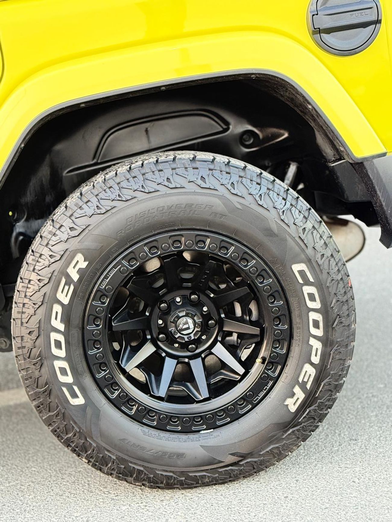 جيب رانجلر Hybrid Sahara 4XE Edition sport 2023