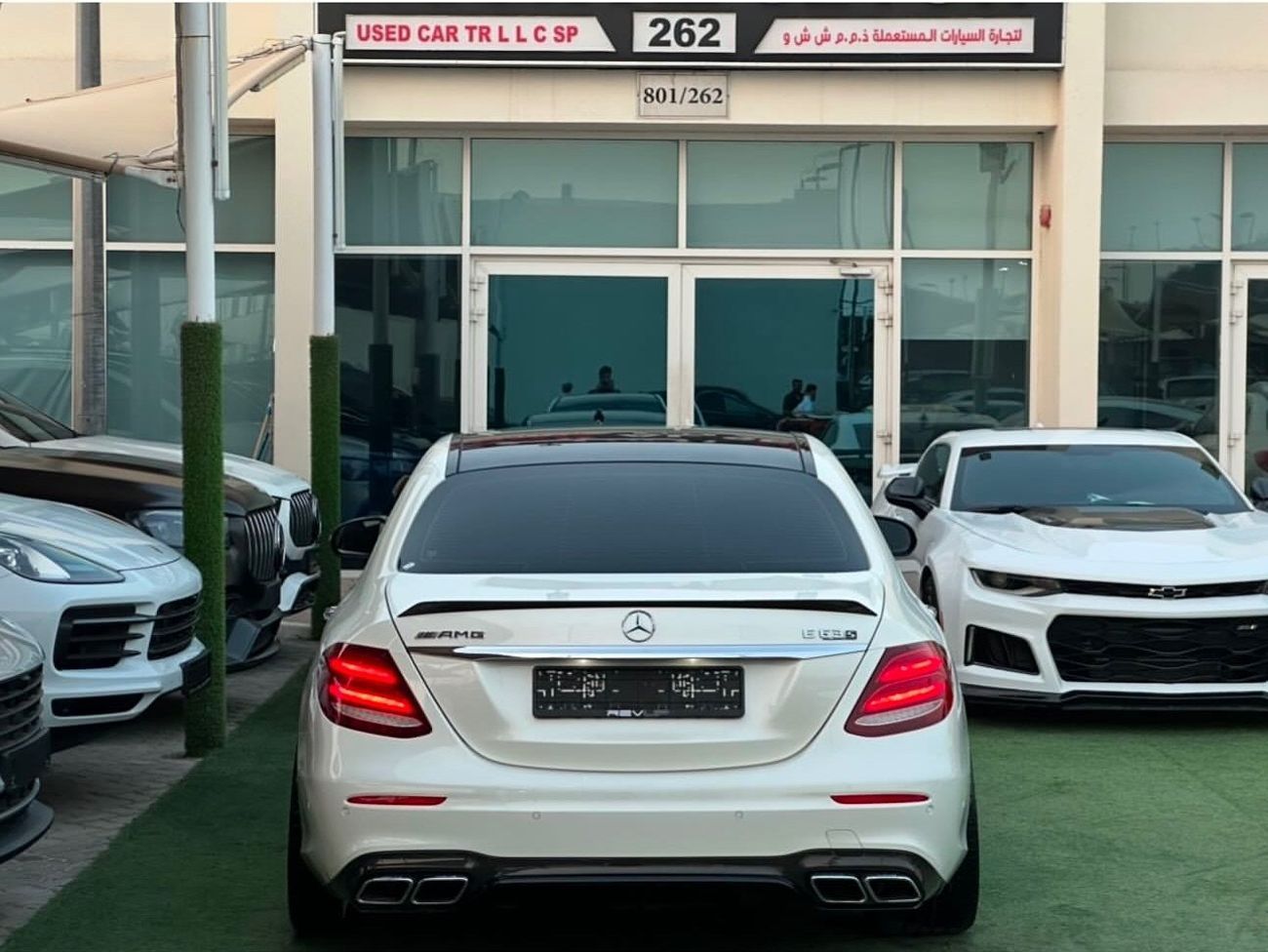 Mercedes-Benz E 63S MERCEDES BENZ AMG E63s GCC 2017 Perfect Condition 6 buttons Full option Full Option Full carbon fibe