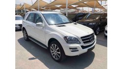 Mercedes-Benz ML 350 SUPER CLEAN CAR GRAND EDITION AND ORIGINAL PAINT 100% WITH NAVIGATION AND REAR CAMERA