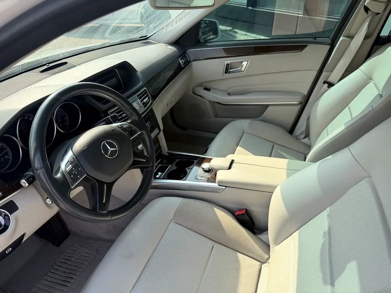 مرسيدس بنز E200 EL1 2.0L