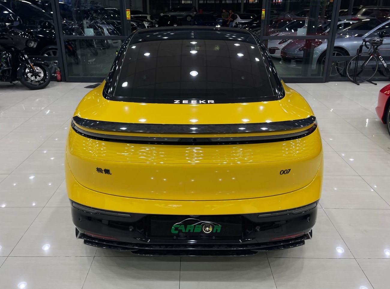 Zeekr 007