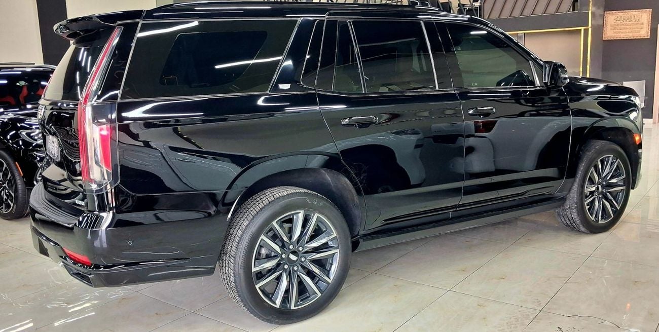 Cadillac Escalade Sport Platinum 6.2L 4WD