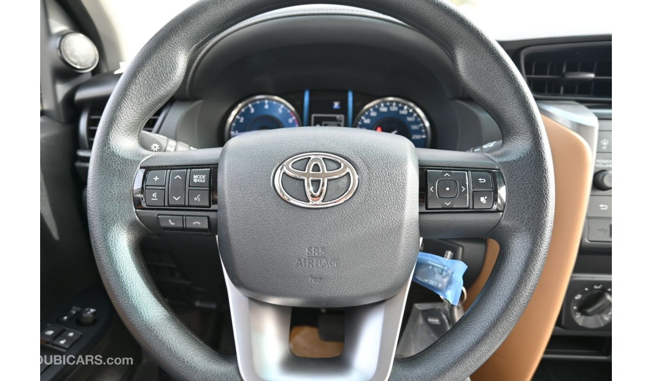 Toyota Fortuner Toyota Fortuner GX 2.7L Petrol, SUV, RWD, 5 Doors, Cruise Control, Rear Camera, DVD, Rear wheel Driv