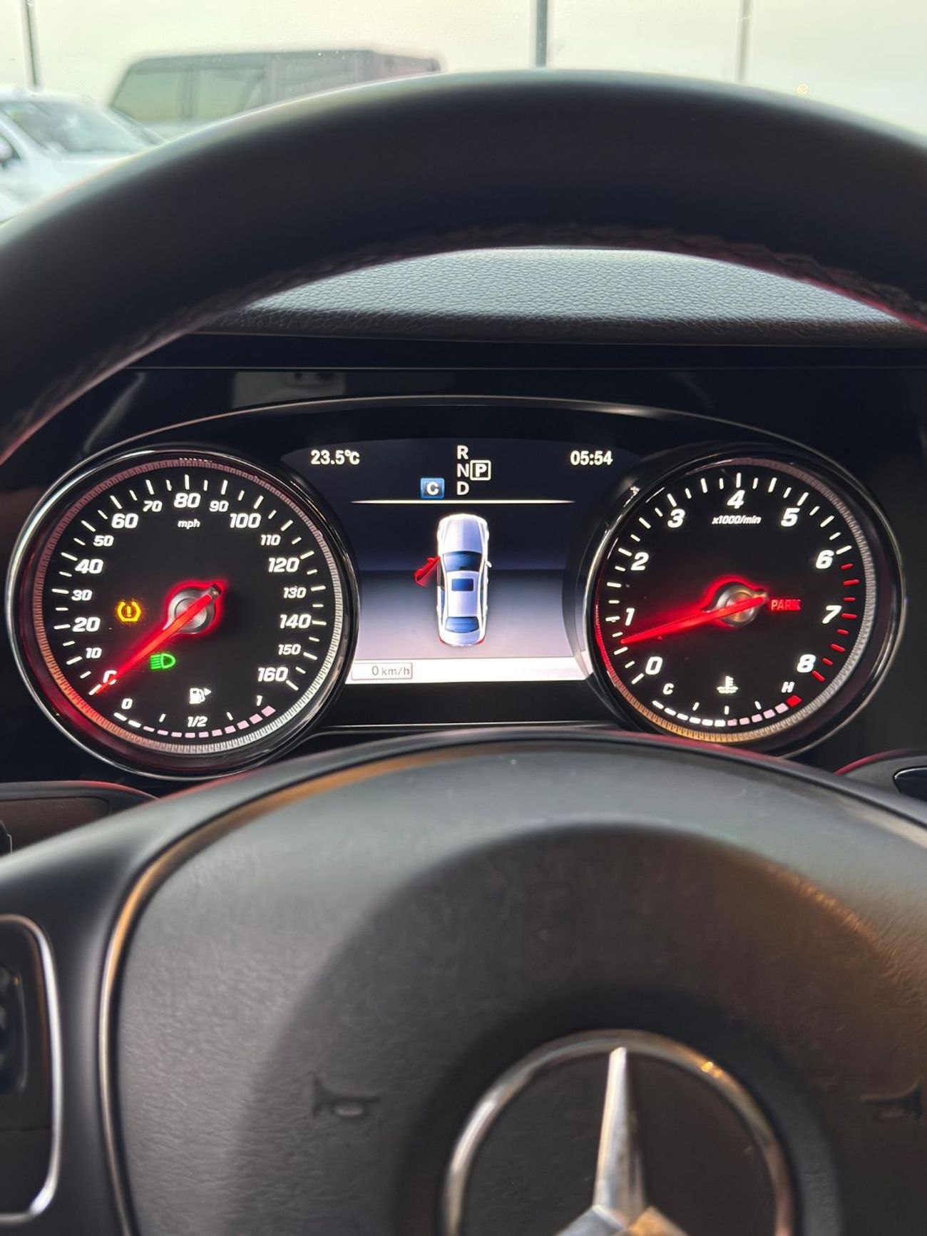 Mercedes-Benz E300 Premium 2.0L