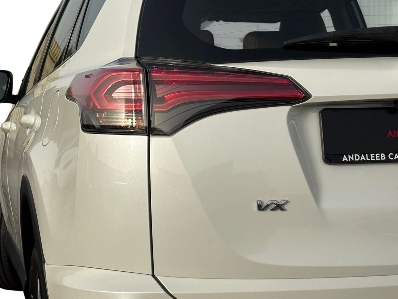 Toyota RAV4 VX TOYOTA RAV4 VX | 2.5L | ECONOMICAL & RELIABLE SUV | 2018 | GCC