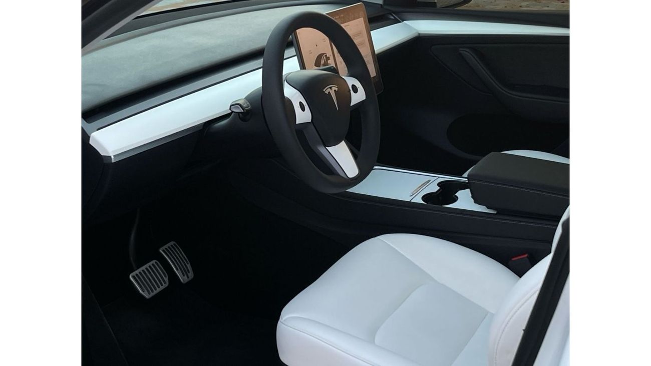 Tesla Model Y TESLA MODEL Y LONG RANGE DUAL MOTOR MODEL : 2023 MILEAGE : 24,000 km PRICE : 172,000 DIRHAMS Gulf sp