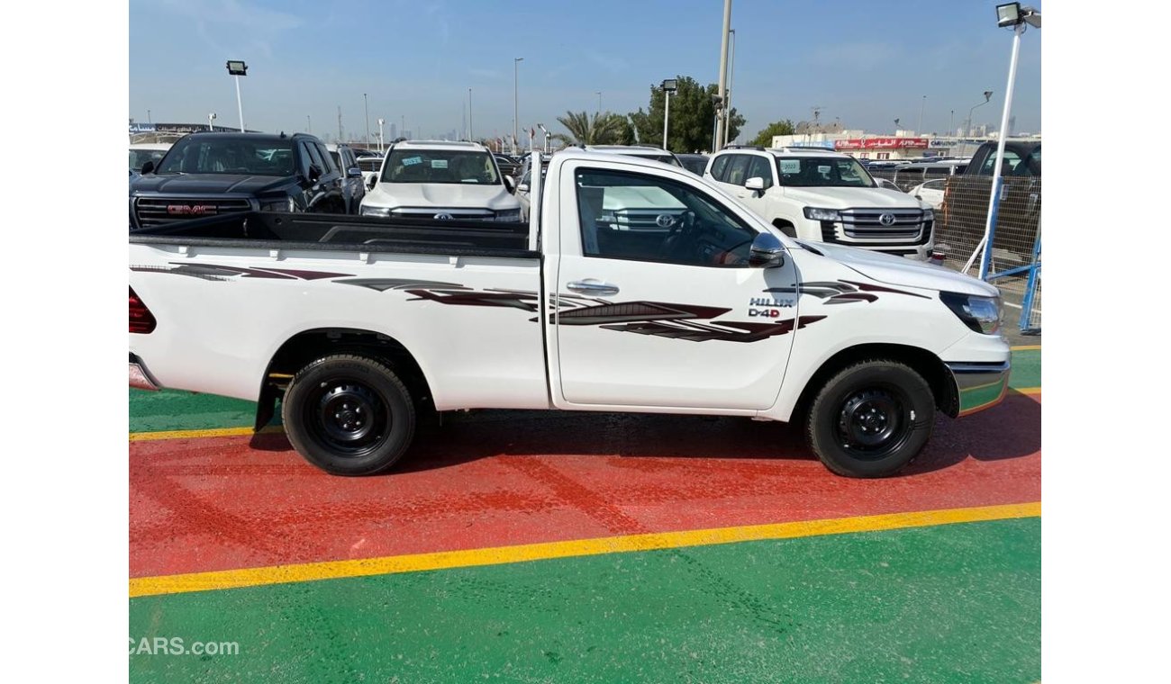 تويوتا هيلوكس TOYOTA HILUX SINGLE CABIN