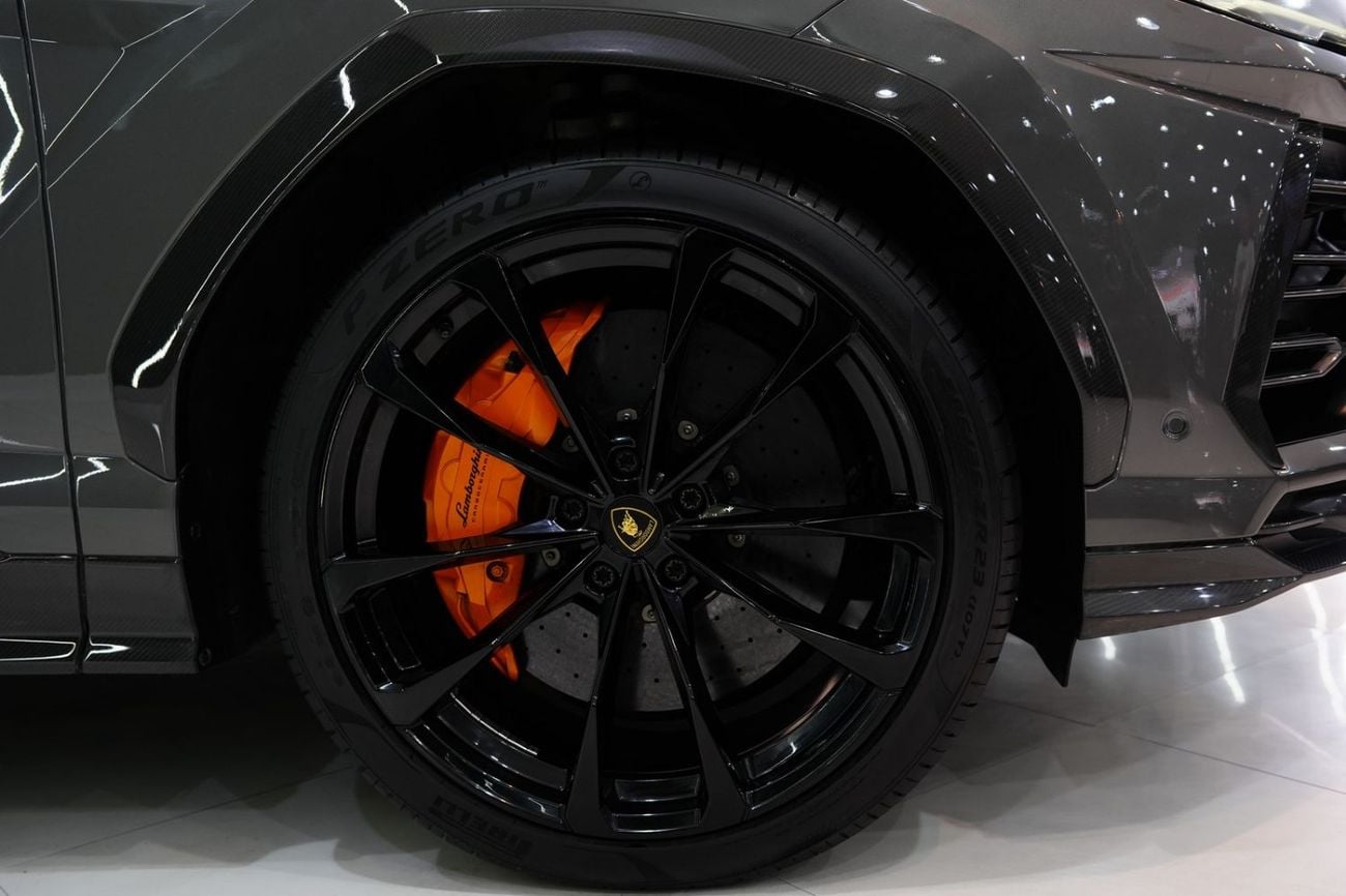 Lamborghini Urus STD Full Carbon Pack, Panoramic Roof, Individual Rear Seats, Dealer Warranty!!