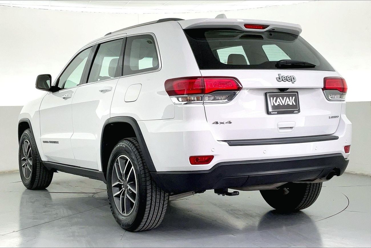 Jeep Grand Cherokee Laredo | 1 year free warranty | 1.99% financing rate | 7 day return policy