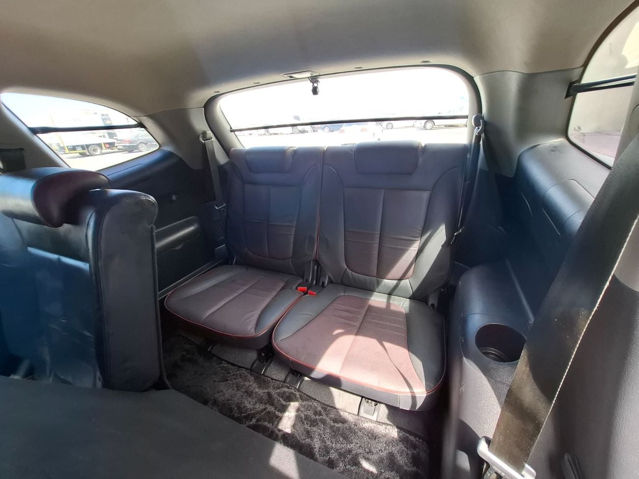 هيونداي سانتا في هيونداي سانتا-فيه 2009