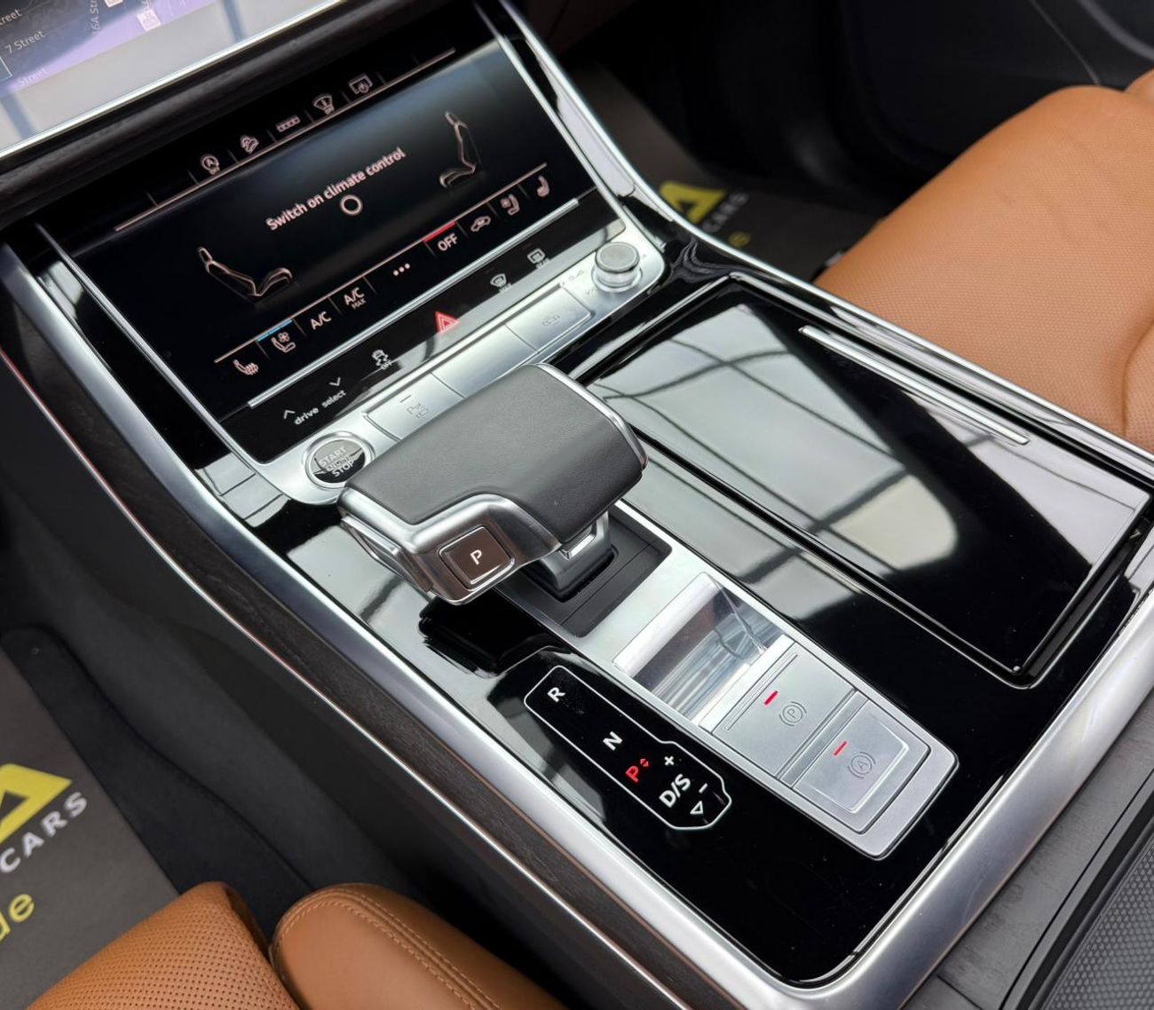 Audi Q8 55 TFSI quattro S-Line 3.0L (340 HP) 2021 Audi Q8 55 TFSI Quattro S-Line, Warranty, Full Audi Servic