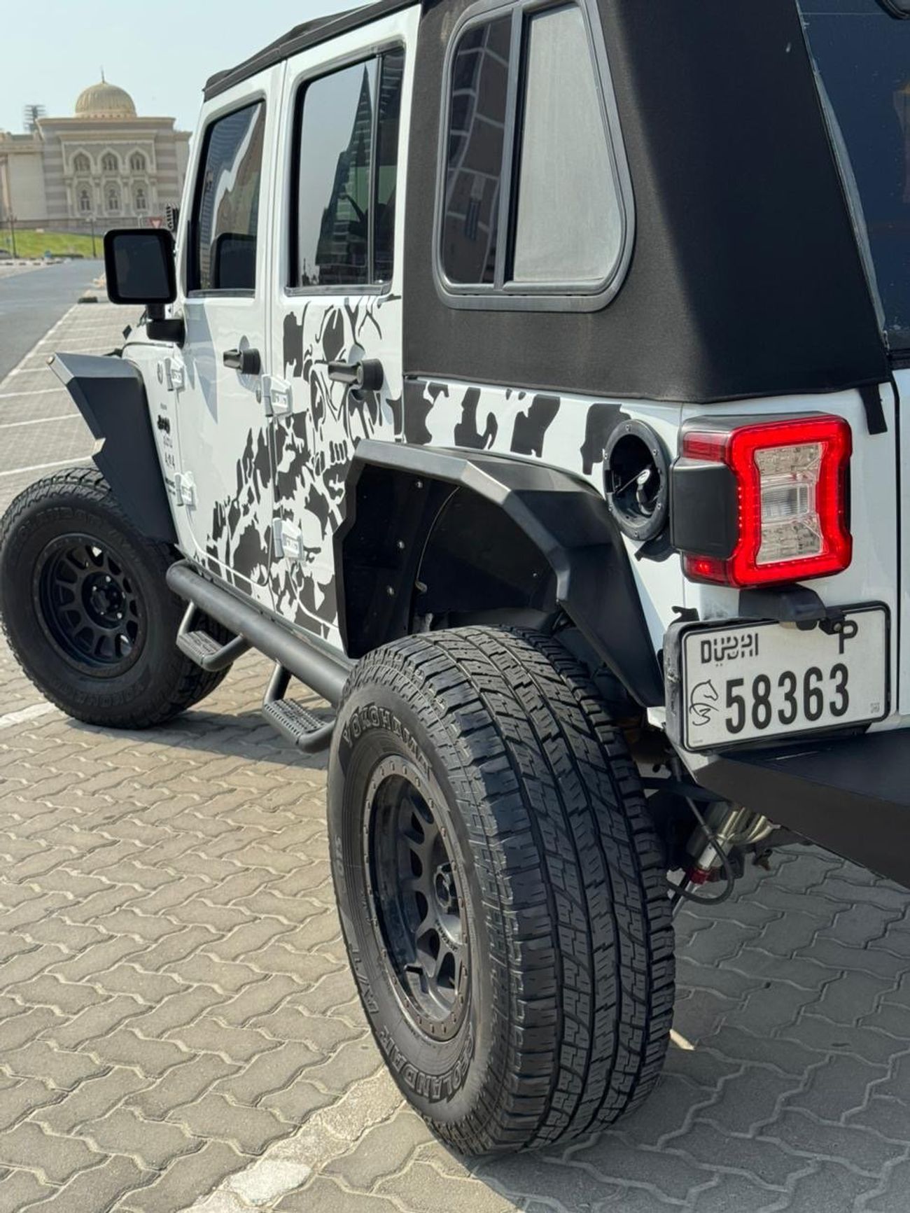 Jeep Wrangler Sport 3.6L A/T