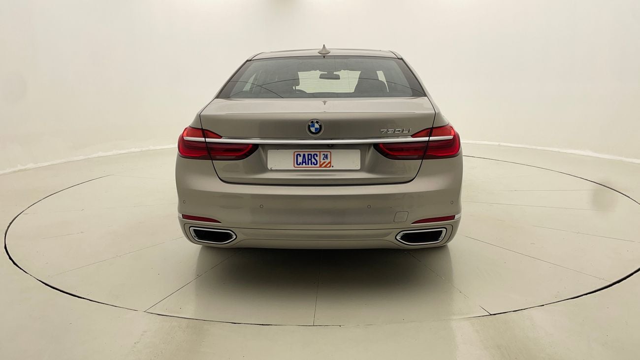 بي أم دبليو 730Li EXCLUSIVE 2 | بدون دفعة مقدمة | اختبار القيادة في المنزل