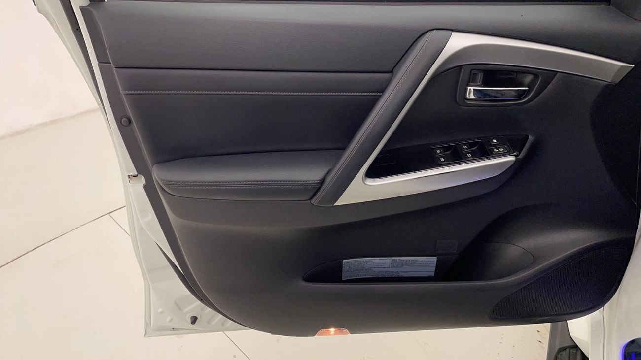 ميتسوبيشي مونتيرو سبورت 2023 GLS HIGHLINE PRIME EDITION | AED 1357/Month | 0 DP | 30 Day Return | Warranty | Service History