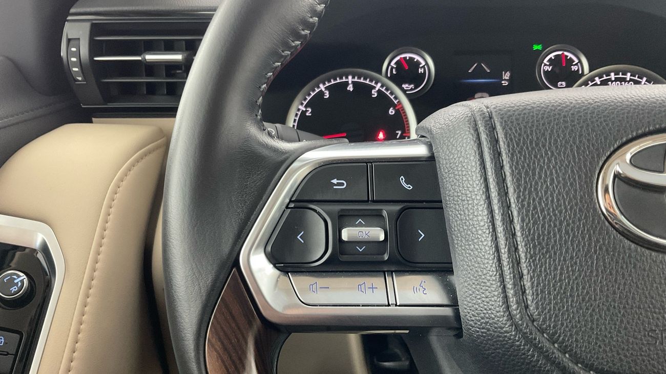 تويوتا لاند كروزر GXR | upto AED 20,000 Ramadan Discount | شامل الضمان | 0 ﺪﻔﻋﺓ ﺃﻮﻟﻯ