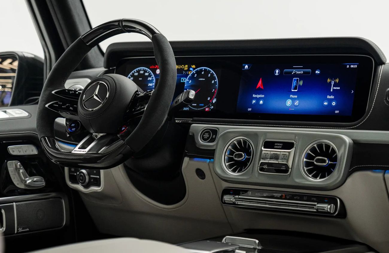 Mercedes-Benz G 63 AMG 4.0L V8 Twin-Turbocharged Engine + eMotor