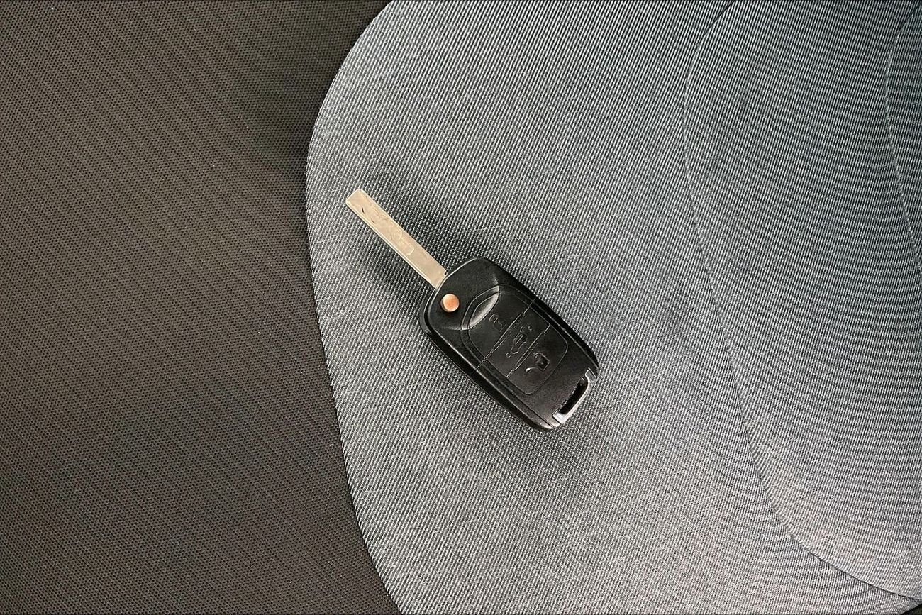 Chevrolet Captiva LS | National Day Celebration | Guaranteed Warranty | 0 Down Payment