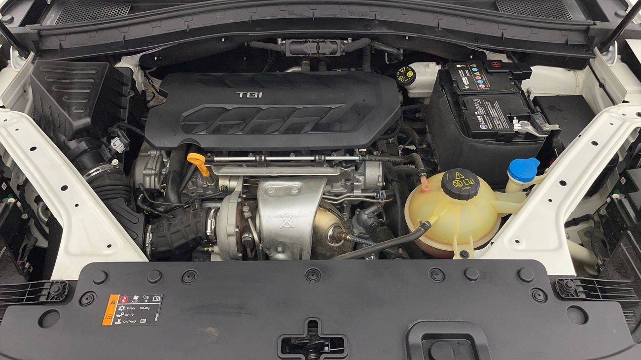 أم جي HS LUXURY TROPHY 2 | بدون دفعة مقدمة | اختبار القيادة في المنزل