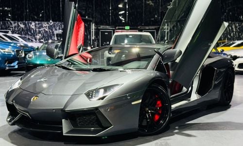 Lamborghini Aventador 6.5L V12 2015 Lamborghini Aventador LP700-4, Full Lamborghini Service History, Very Low Kms, GCC
