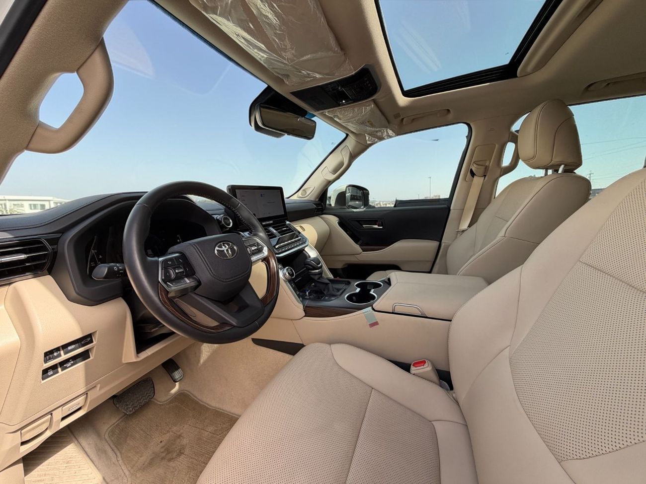 Toyota Land Cruiser GXR 3.5L TOYOTA LAND CRUISER GXR TWIN TURBO | 3.5L V6 – 409 BHP | 2025 | GCC SPECS | AED 4,960 PER M