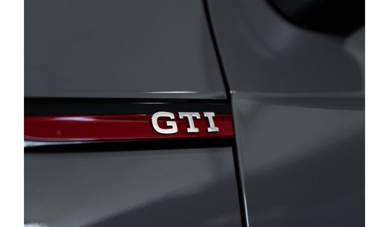 Volkswagen Golf GTI SEL 2.0T