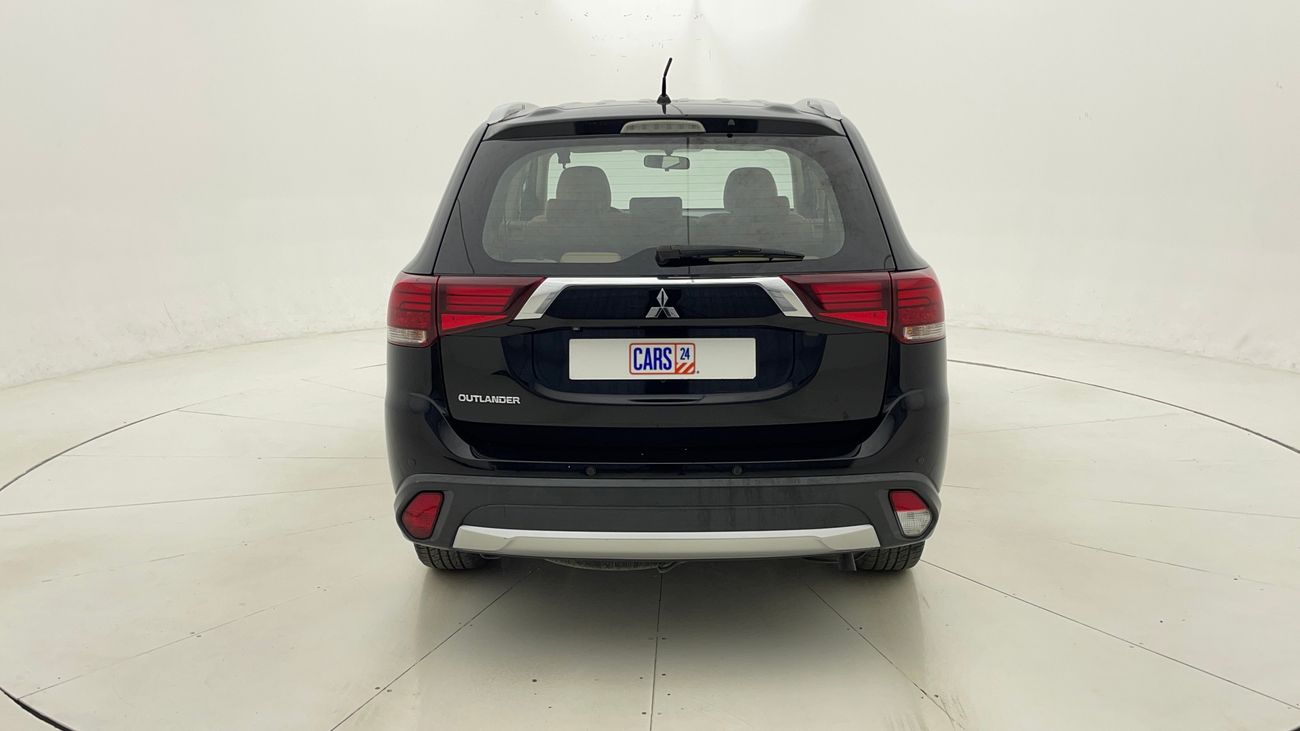 ميتسوبيشي آوتلاندر GLX HIGHLINE 2.4 | بدون دفعة مقدمة | اختبار قيادة مجاني للمنزل