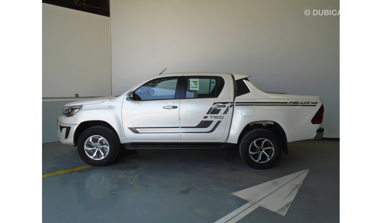 Toyota Hilux 4.0LTR TRD V6 ENGINE FULL OPTION