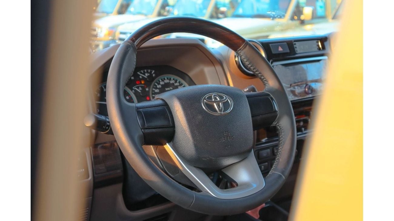 Toyota Land Cruiser 70 TOYOTA LAND CRUISER HARDTOP 70th 4.0L 2022