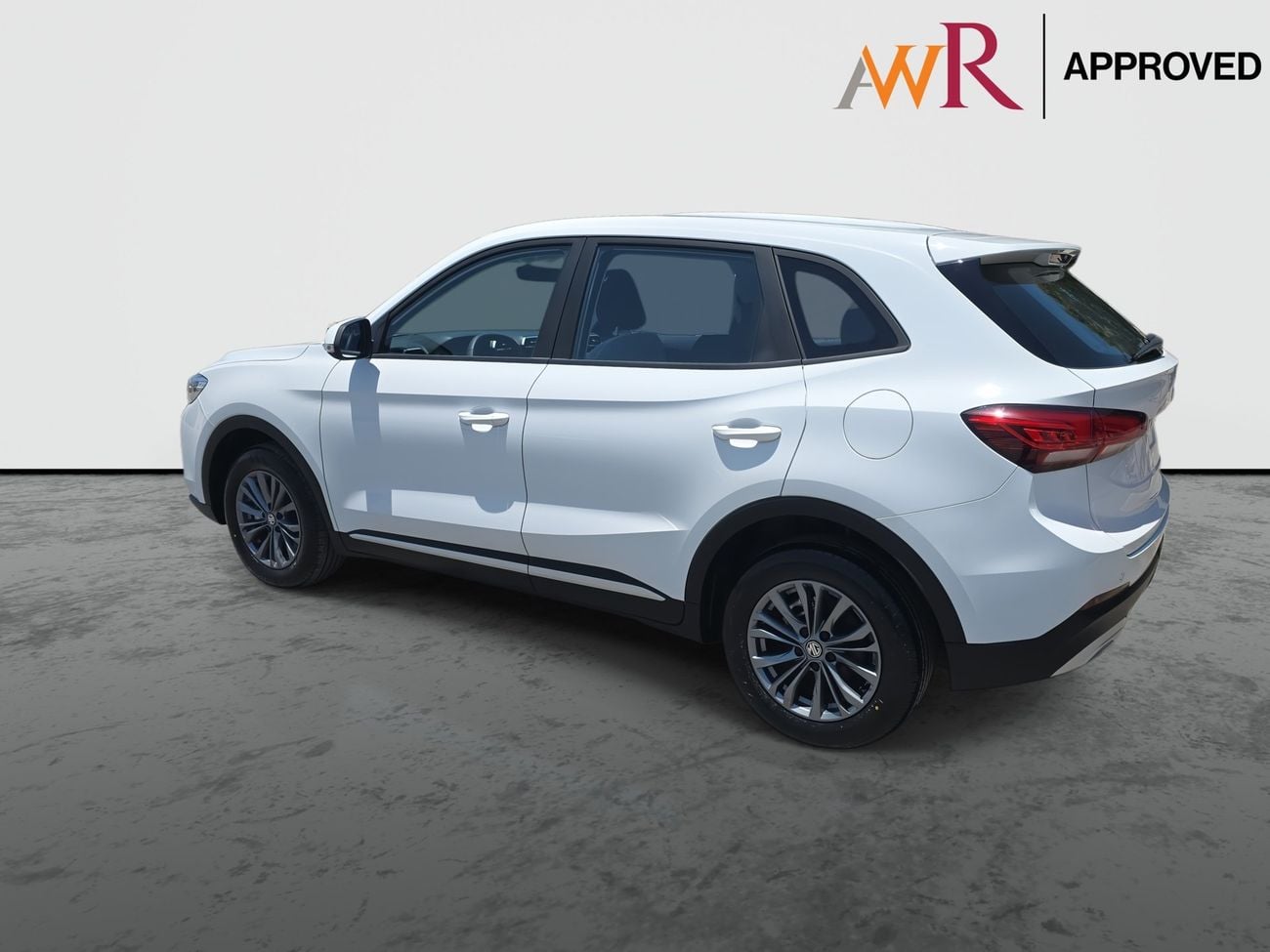 MG ZS STD 2.0