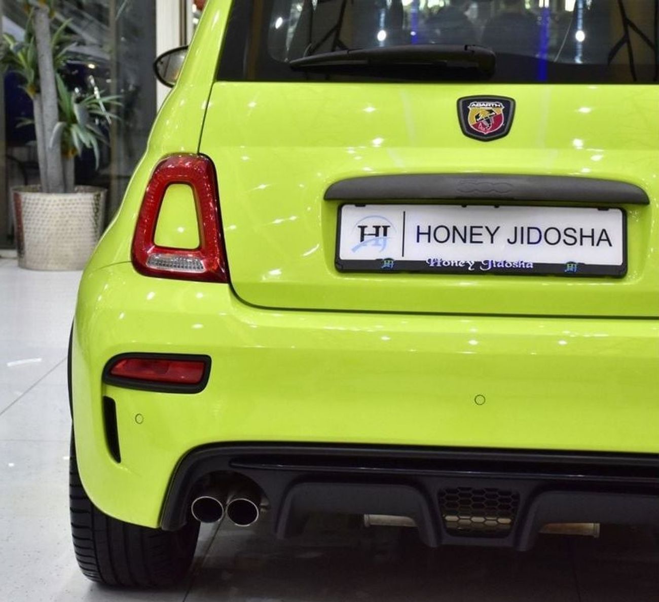 أبارث 595 Abarth 595 Competizione ( 2021 Model ) in Green Color GCC Specs
