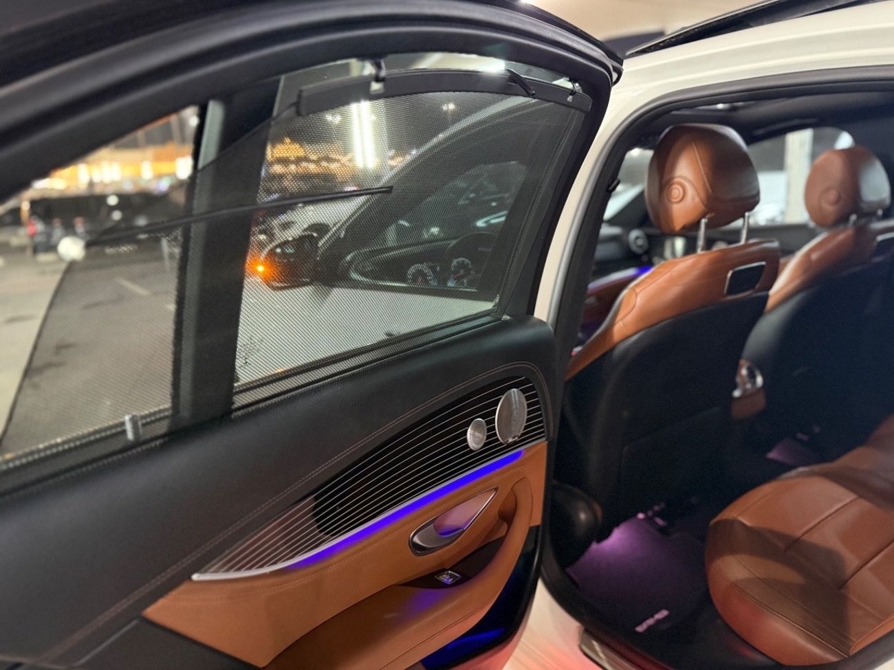 مرسيدس بنز E300