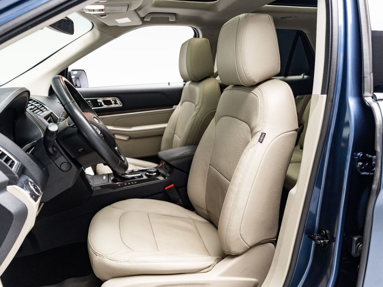 Ford Explorer The BEST Ramadan Offer in the UAE - Limited Time, 2027 Al Tayer Warranty + Service Contract, GCC