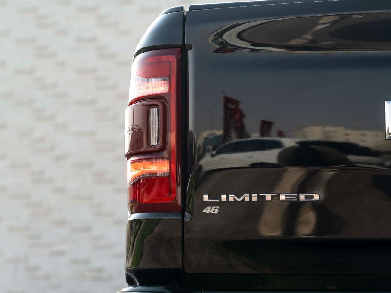 رام 1500 Limited 5.7L (6 Seater)