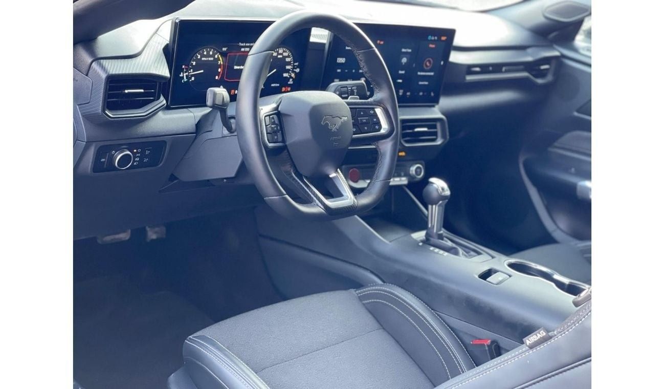 Ford Mustang GT 5.0 / PREMIUM /ELECTRONIC EXHAUST/ 4000 MILES ONLY / FULL OPTIONS