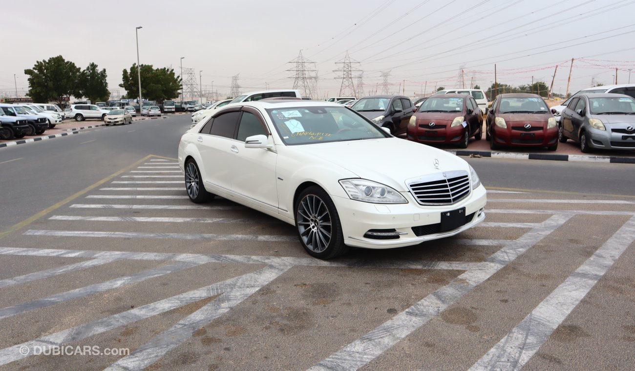 Mercedes-Benz S 400 Mercedes Benz S400 Hybird Model 2012