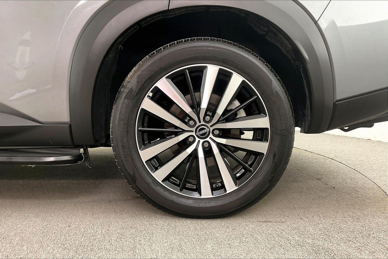 Nissan Pathfinder SV | Guaranteed Warranty | 0 Down Payment