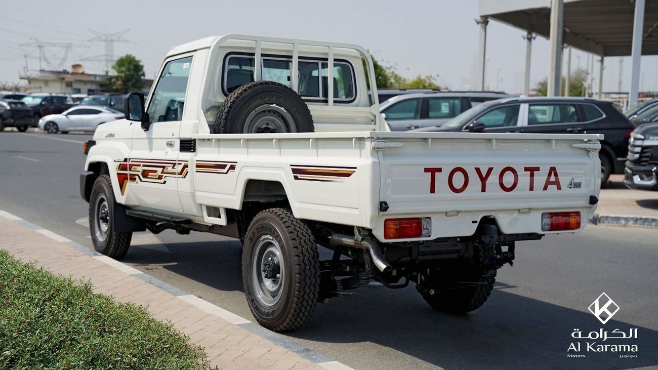 Toyota Land Cruiser Pick Up Toyota LC79 | 4.2L - 6 cylinder DIESEL | 4x4 -Manual TRANSMISSION | OPEN DESTINATION