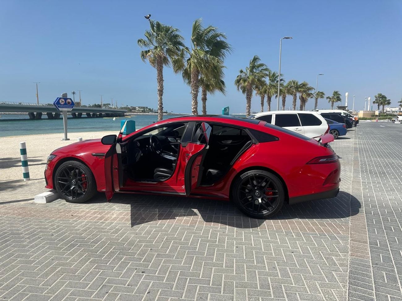 مرسيدس بنز ايه ام جي جي تي 53