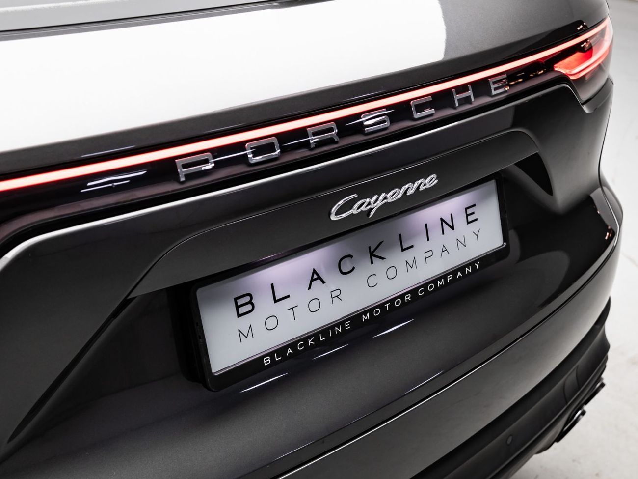 Porsche Cayenne Base 2023 Porsche Cayenne, April 2028 Porsche Warranty, Full Service History, Low KMs, GCC