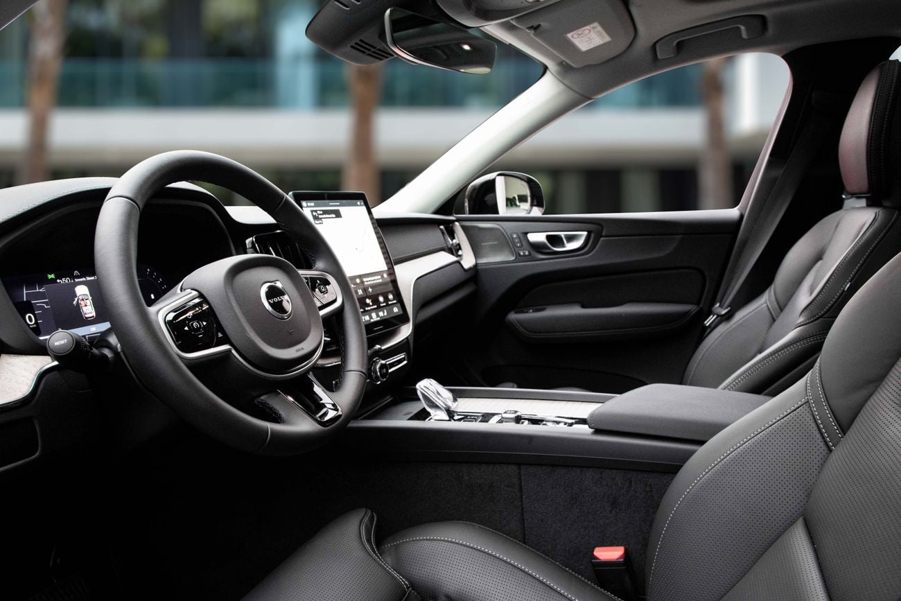 Volvo XC60 XC60 Ultra Dark | 4,113 P.M | 0% Downpayment | 5 Year Volvo Warranty + Service! | Ramadan Offer!