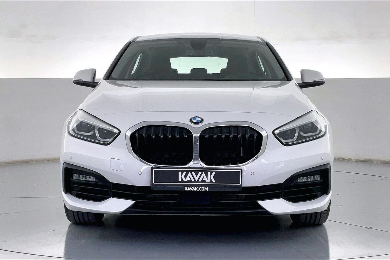 بي أم دبليو 120i Joy Edition | عرض العيد الحصري | خالية من أضرار الفيضانات